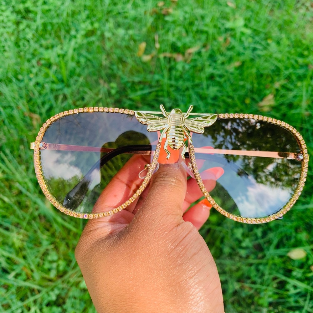 *** Just Dropped !!! ( “Bee Different”) sunglasses